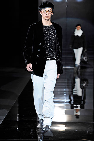 Giorgio Armani / - 2010-2011